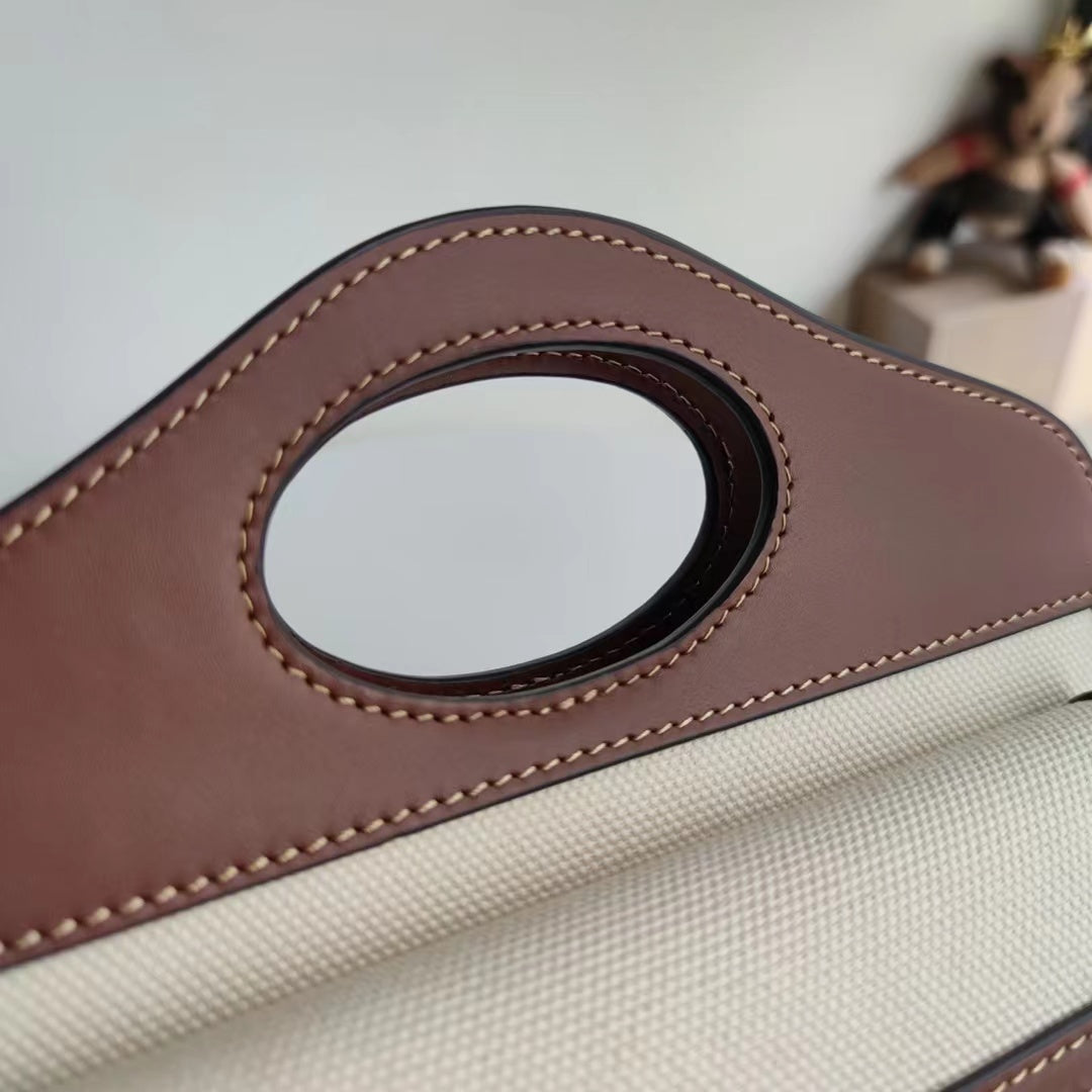 2022 Burberry Handbag - 68