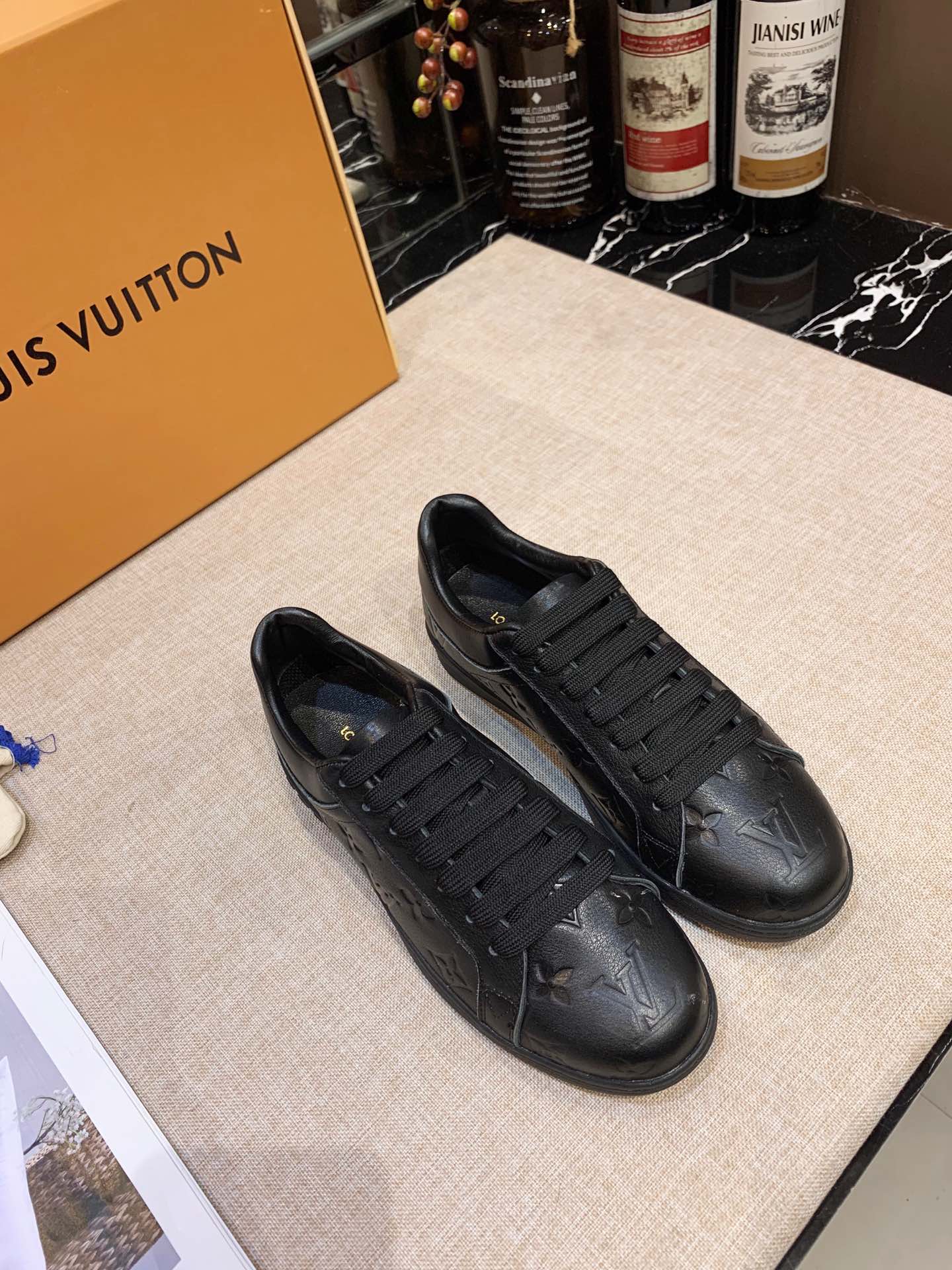 L V - Nightork Sneakers