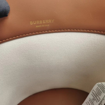 2022 Burberry Handbag - 64