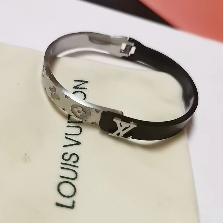 High-grade titanium steel bracelet