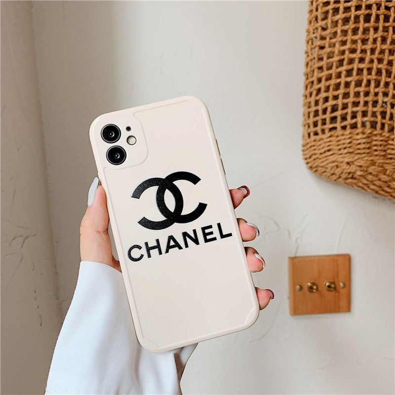 Simple silicone phone case