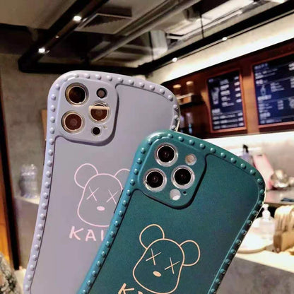 Cute bear waist design phone case