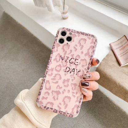 Fashion pink leopard print phone case