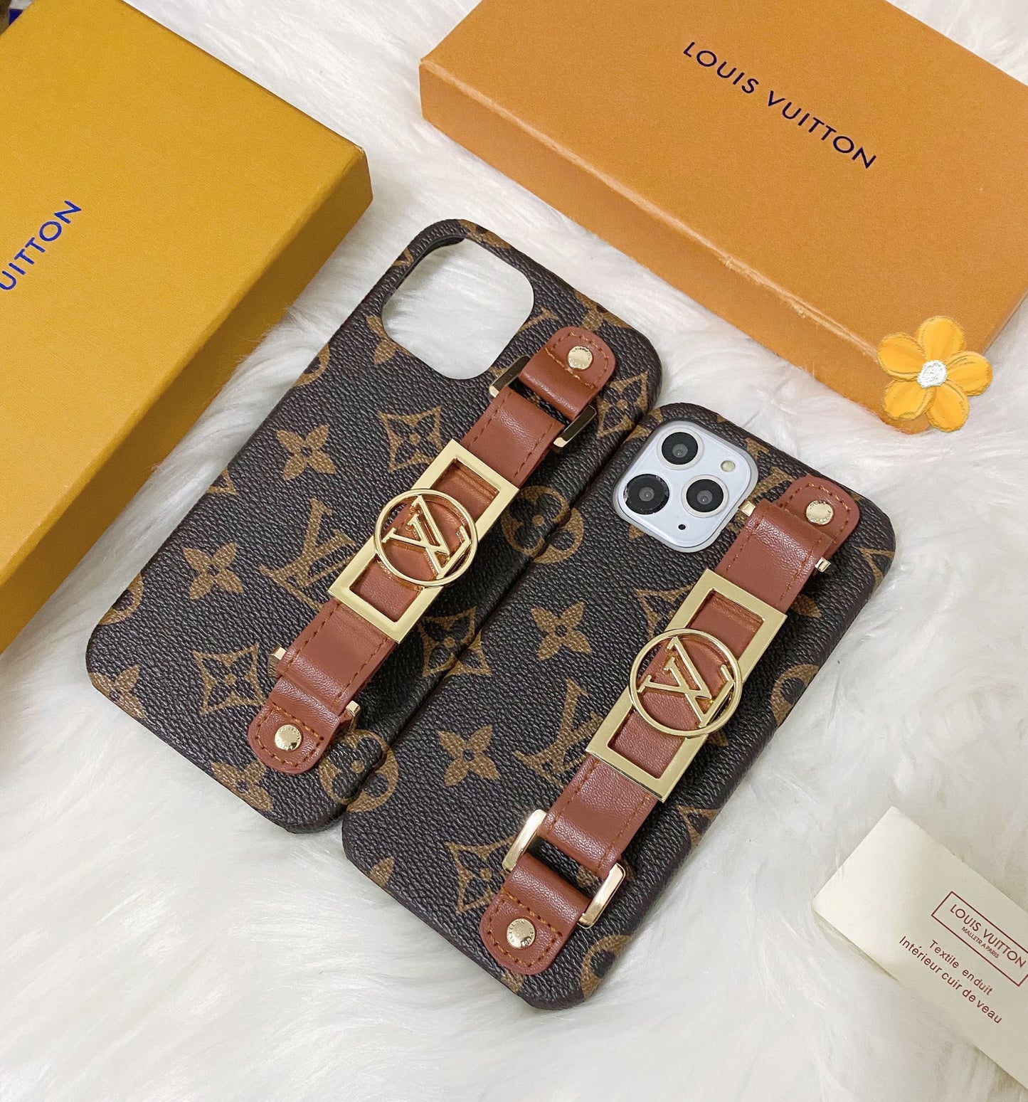 Wristband fashion stylish phone case
