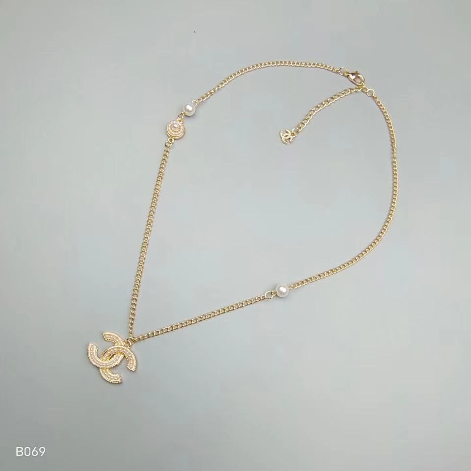 2023 New Fashion Glitter Necklace