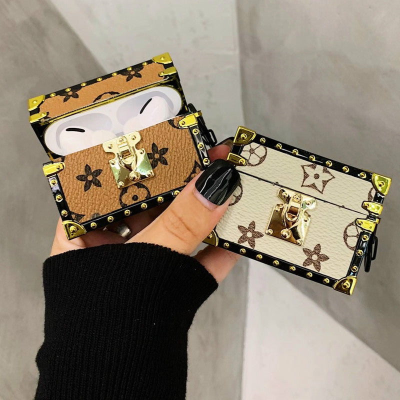 Luxurious Retro flower Airpods case