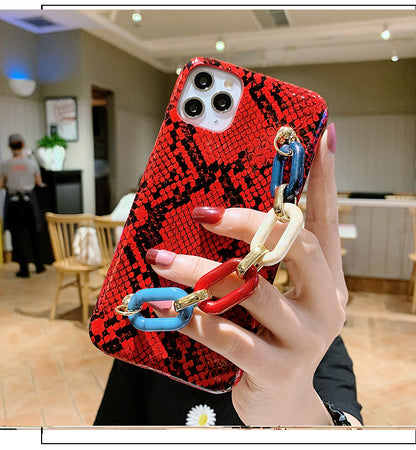 Chain wristband phone case