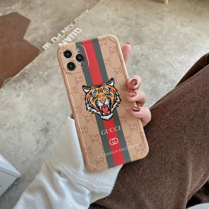 Four-corner anti-drop phone case