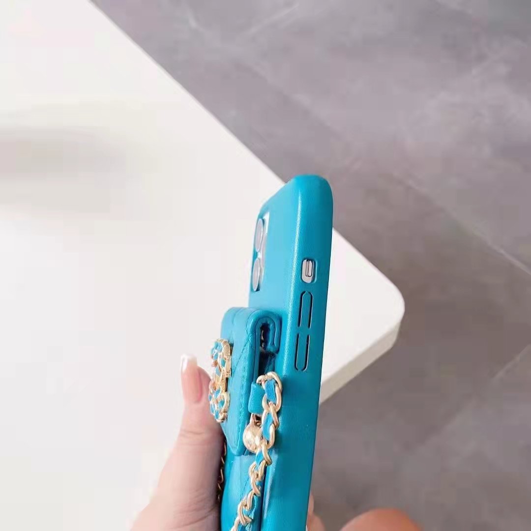 Luxury leather chain phone case  For iphone