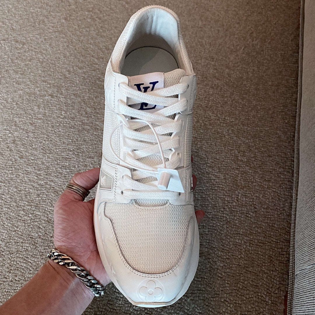 L V Whitetop Sneaker [White]