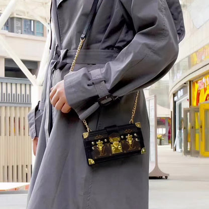 Crossbody chain card case phone case