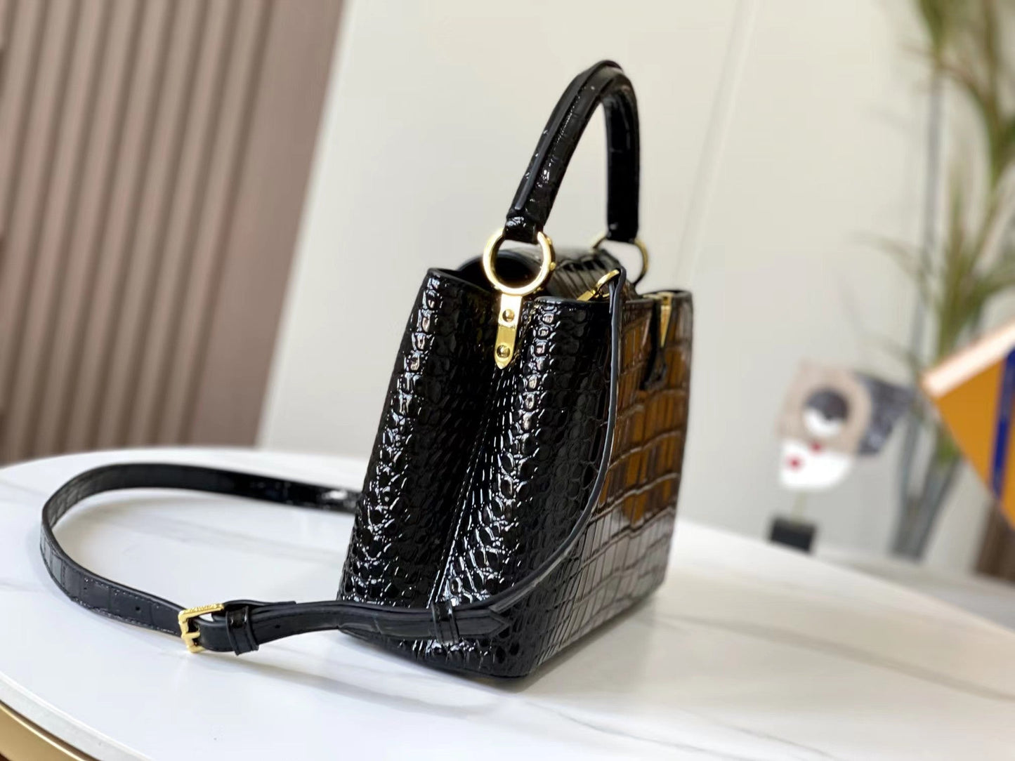 2022 Crocodile Pattern LV Handbag-2