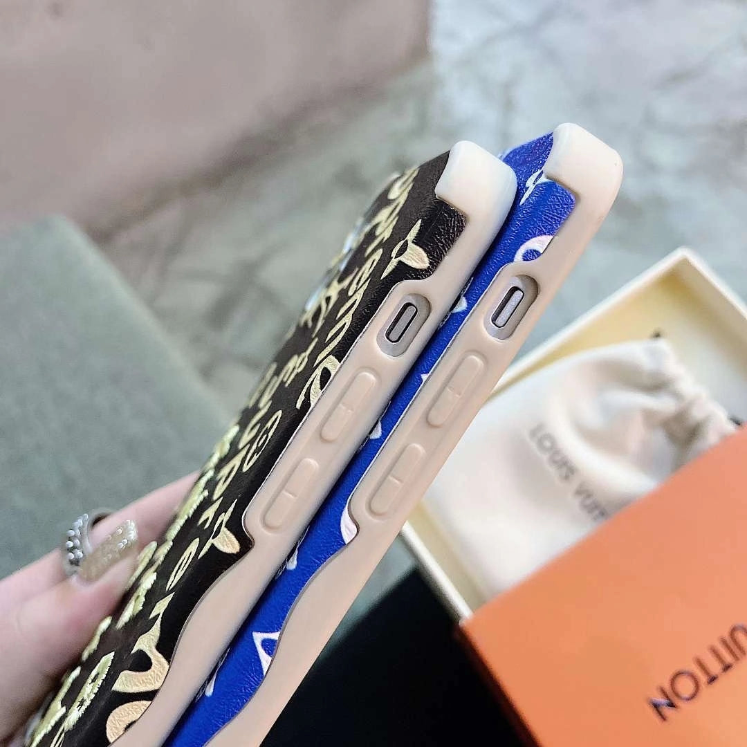 Fashion embroidery  phone case