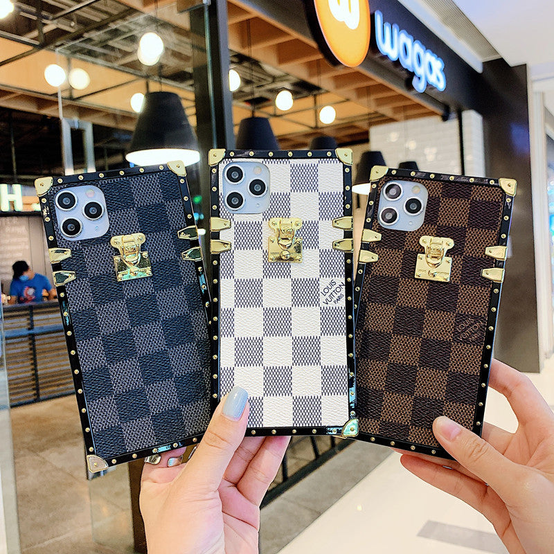 Checkered Slanted back lanyard phone case for Samsung
