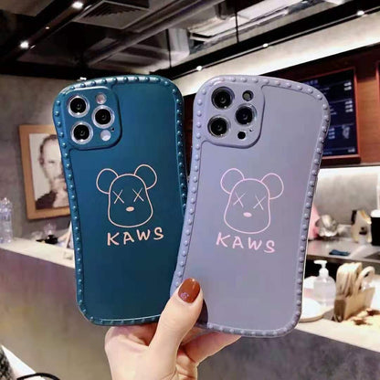 Cute bear waist design phone case