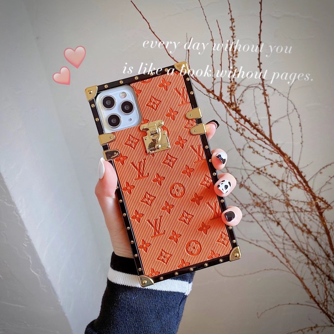 Vintage embossed square phone case For samsung