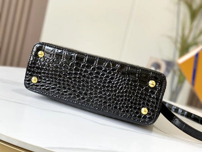 2022 Crocodile Pattern LV Handbag-2
