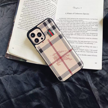 Fashionable pull card phone case
