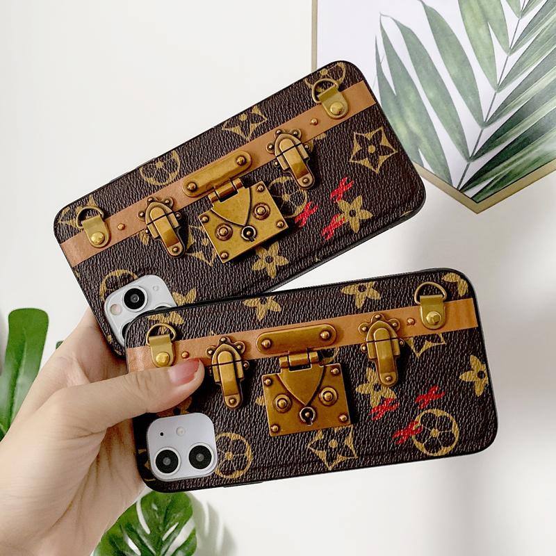 Retro Lock Leather Case - LVCASE