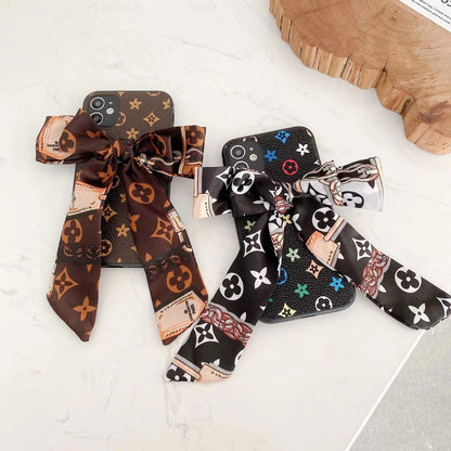 Retro pattern bow phone case