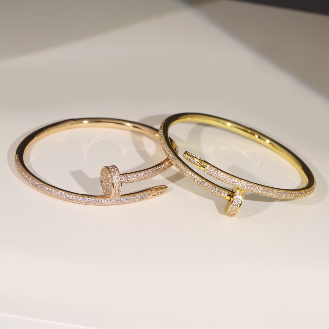 Round Brilliant Diamond Bracelet