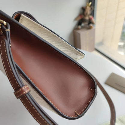 2022 Burberry Handbag - 68