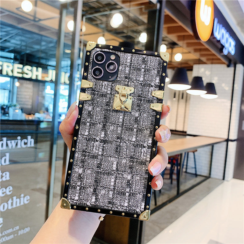 Retro Checkered Phone Case