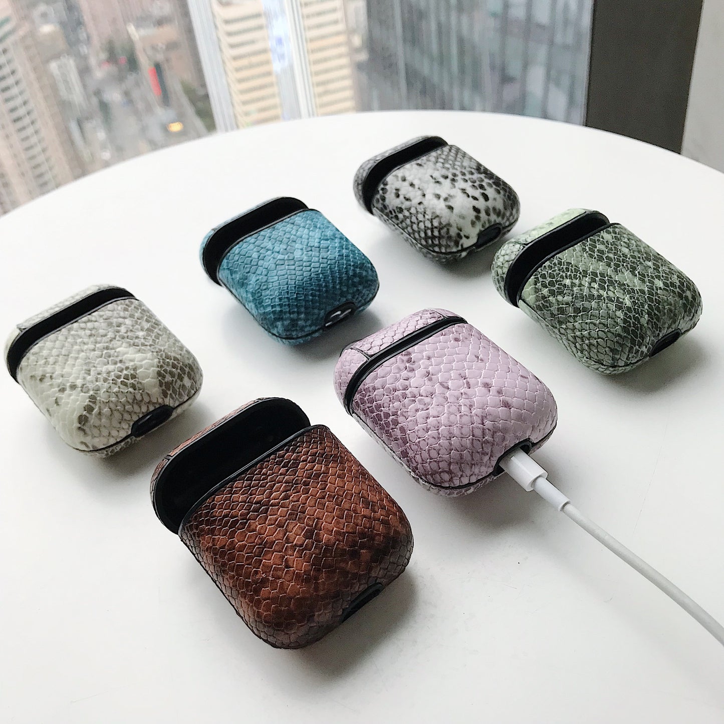 Snake skin pattern airpods case