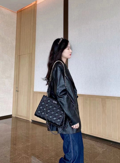 2023 CC Shoulder Back Handbag