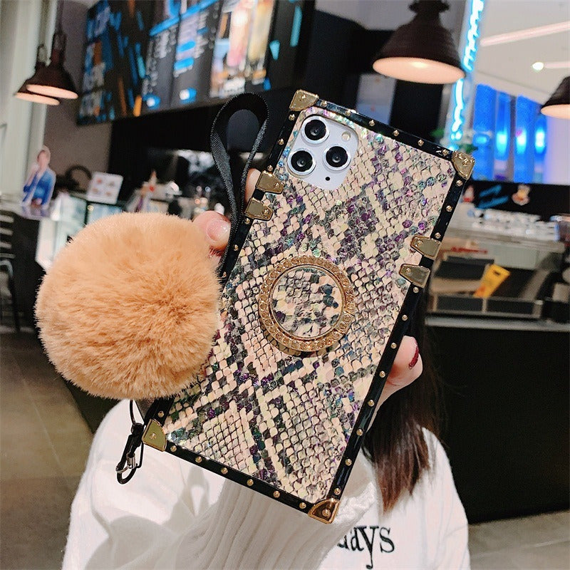 Serpentine holder hair ball  phone case
