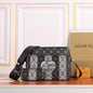 2022 New LV 3 Piece Bags--5