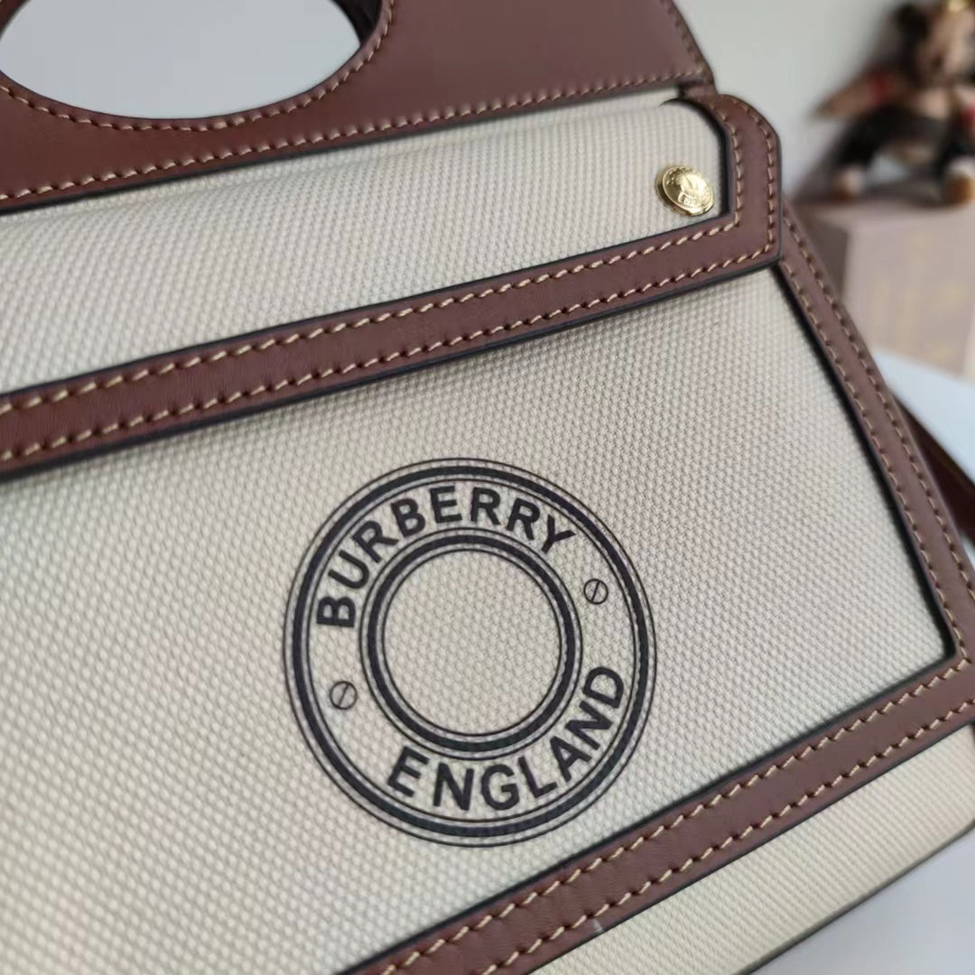 2022 Burberry Handbag - 68