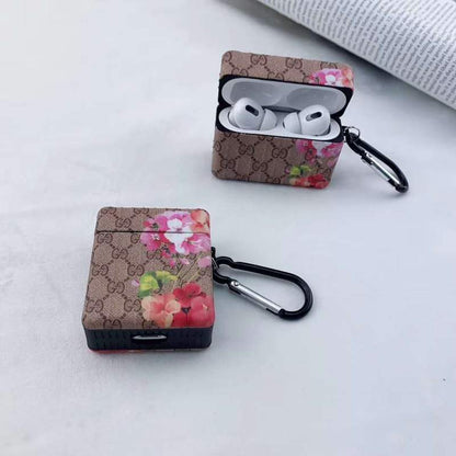 FASHION PHONE CASE AND AIRPODS CASE
