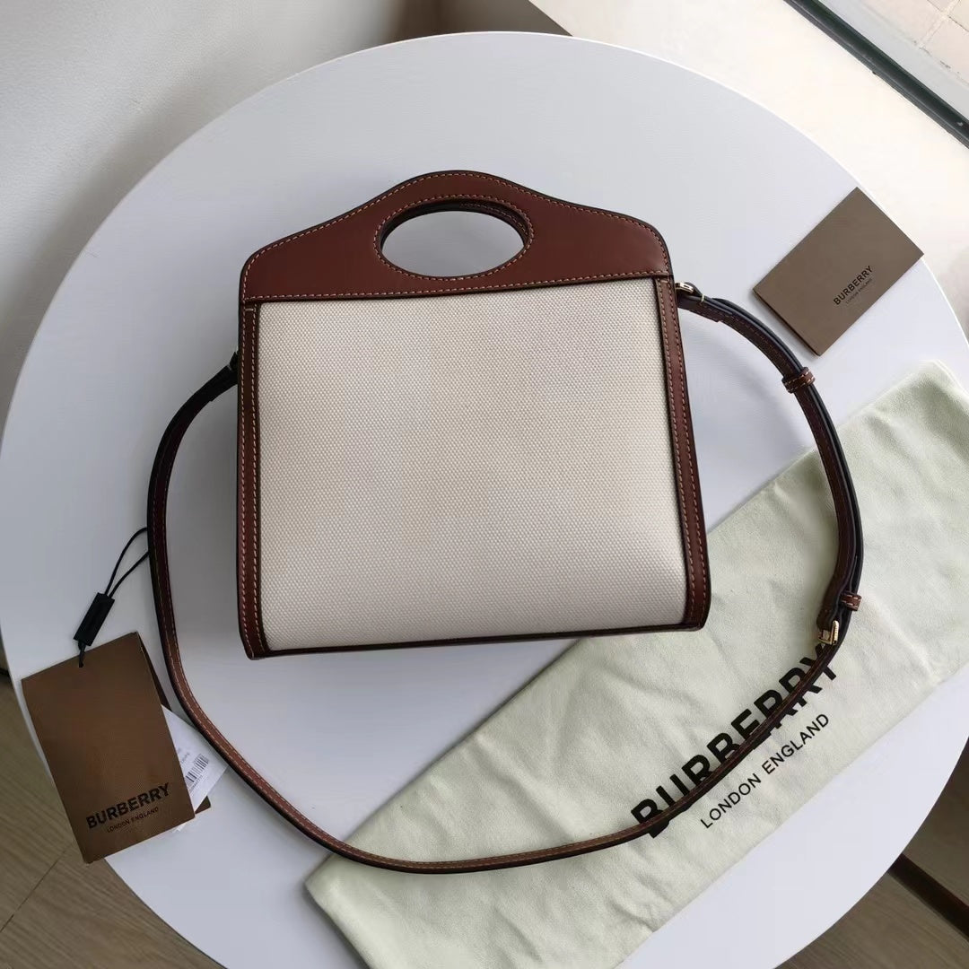 2022 Burberry Handbag - 68