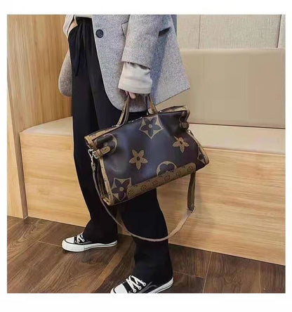 2023  VL Crossbody Handbag