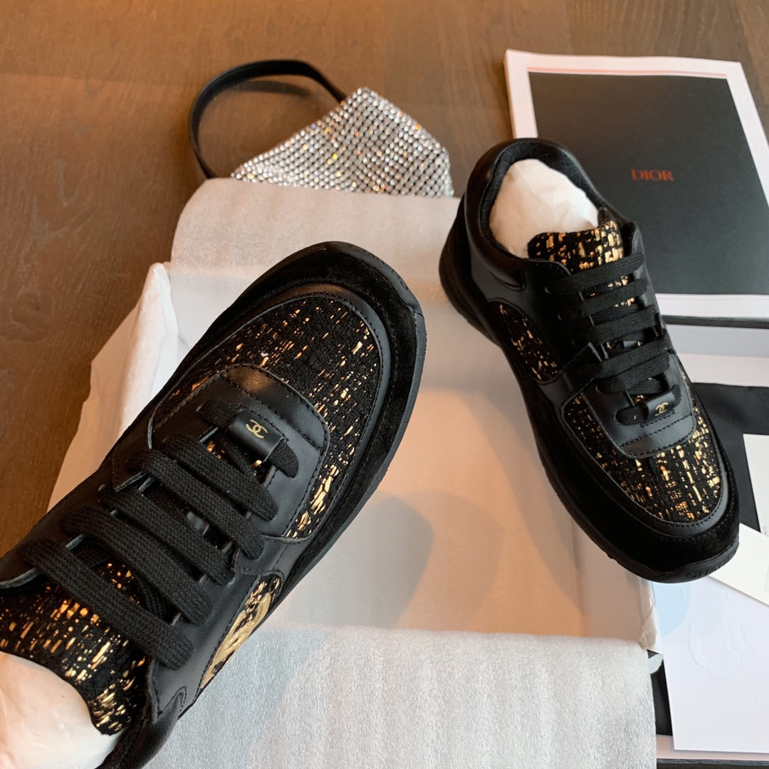 Classic fashion Sneakers (Black)