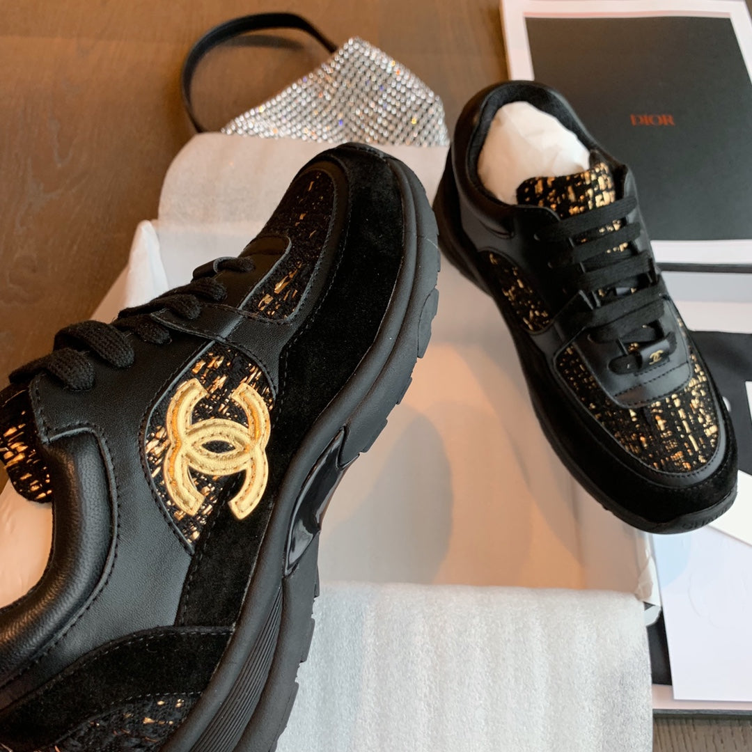 Classic fashion Sneakers (Black)