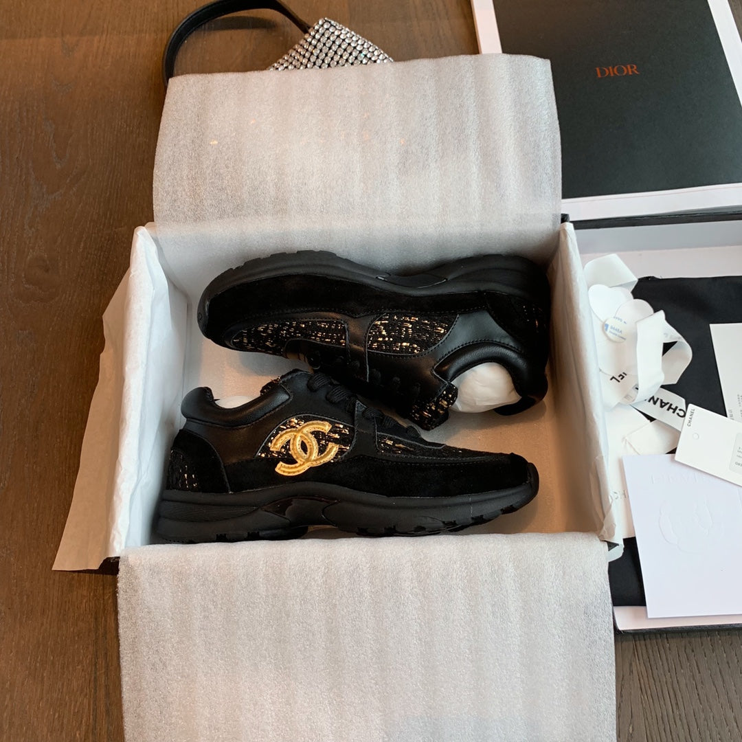 Classic fashion Sneakers (Black)