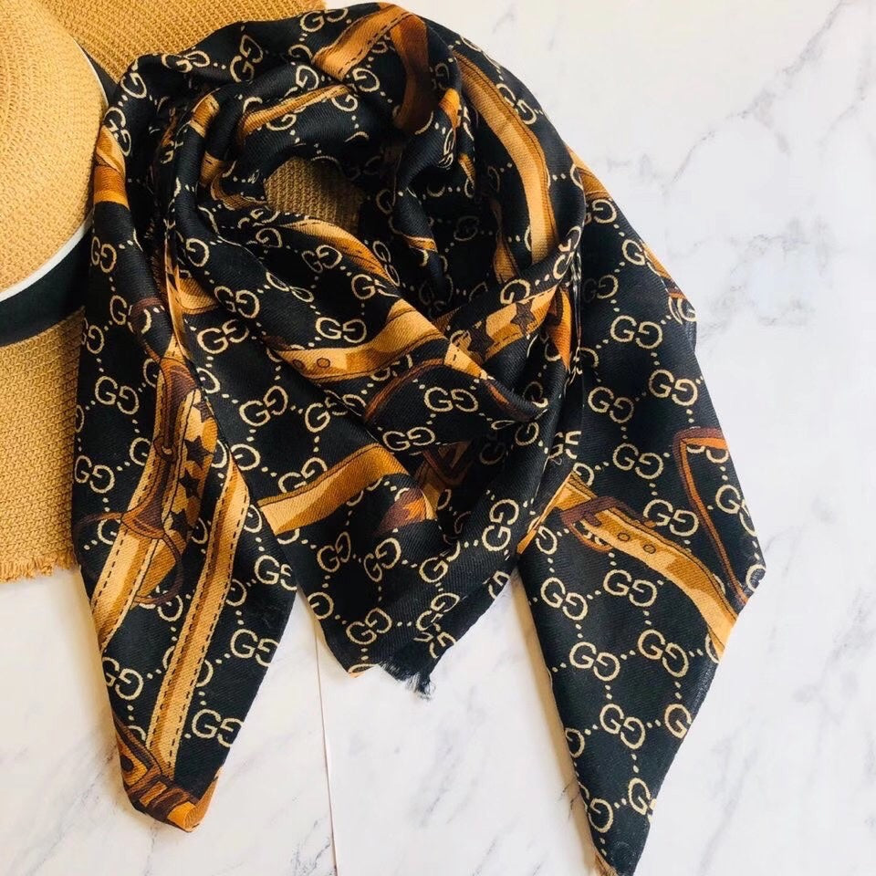 GG - Scarf (Goldy)