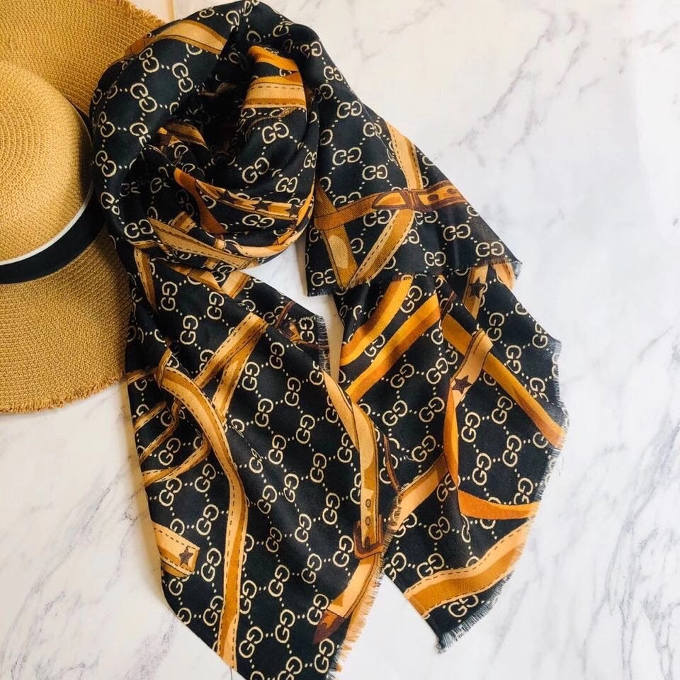 GG - Scarf (Goldy)