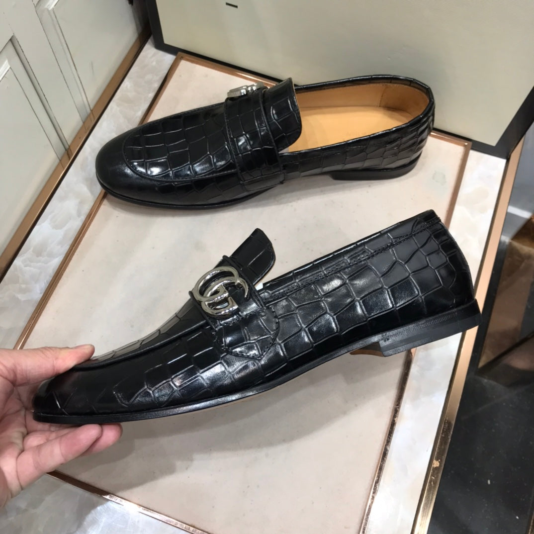 GG Buckle Loafer (Jacare Shine)