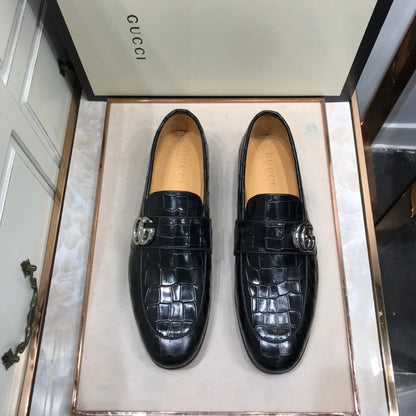 GG Buckle Loafer (Jacare Shine)