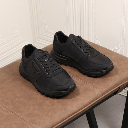 P R A D A - Mens Black Sneaker