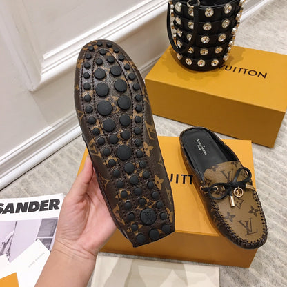 L V - Low Sliders (Light Brown Logo)