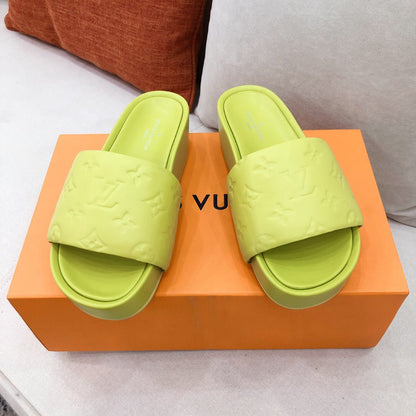 L V - Platform Slides (Neon)