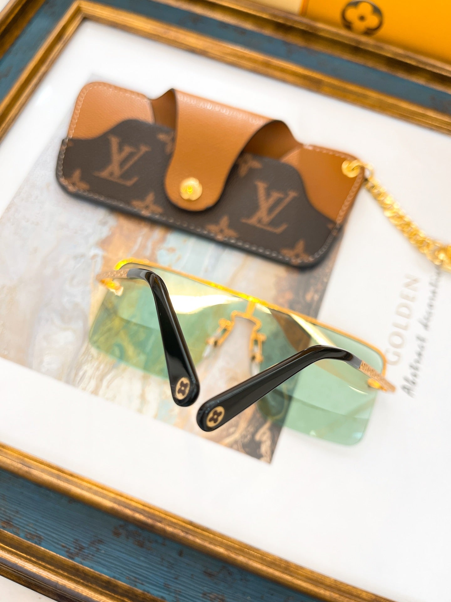 L V - Sorta Sia Sunglasses