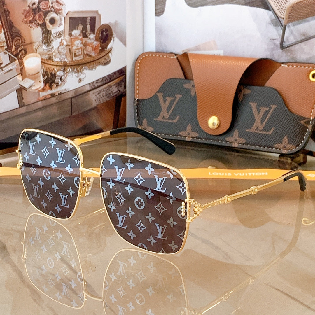 L V - Print Sunglasses