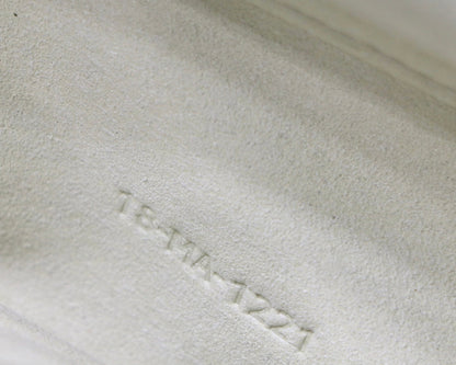 D I O R - Little White