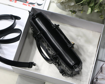D I O R - Lady D-Joy (Black) 26 x 13cm