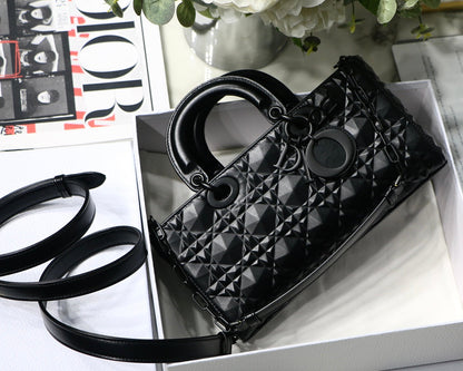 D I O R - Lady D-Joy (Black) 26 x 13cm